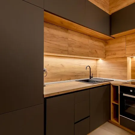 Athos Square Apartments 波德戈里察 外观 照片