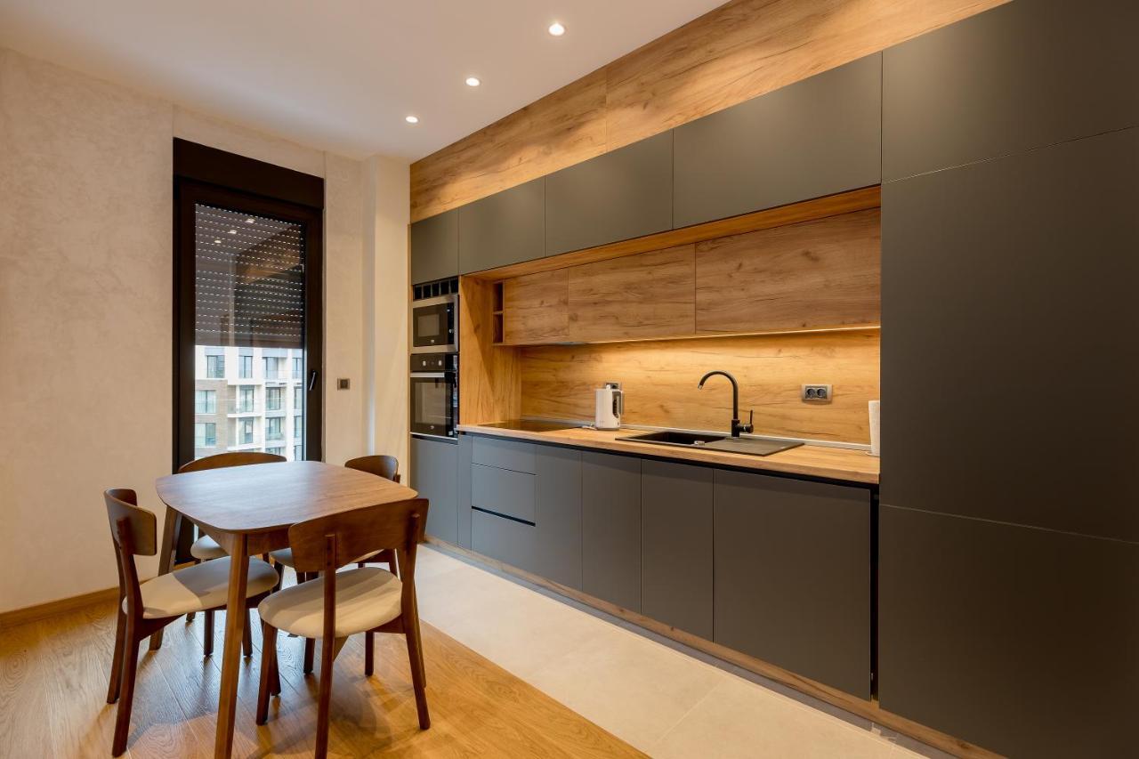 Athos Square Apartment Podgorica